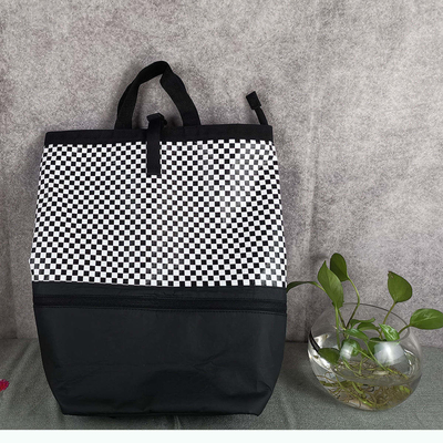 Logotipo de corda de tração leve e à prova d'água Homens de couro Mochila portátil com fecho